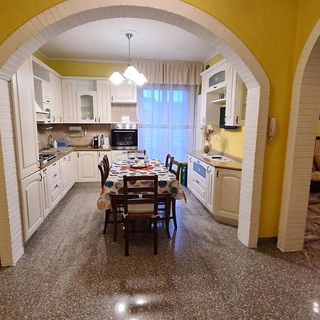 Luxury Apartment Pavullo Nel Frignano Buitenkant foto
