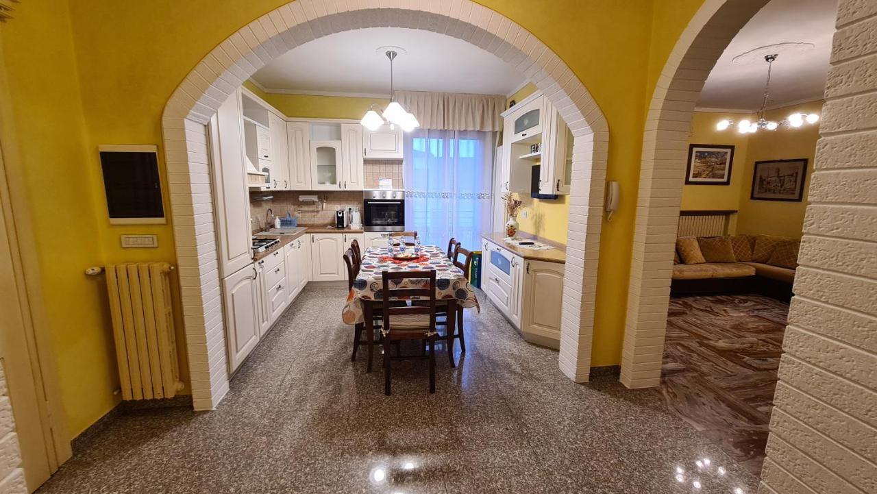 Luxury Apartment Pavullo Nel Frignano Buitenkant foto